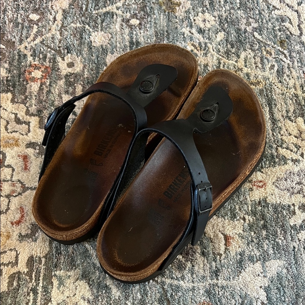 Birkenstock Gizeh Black Sandals